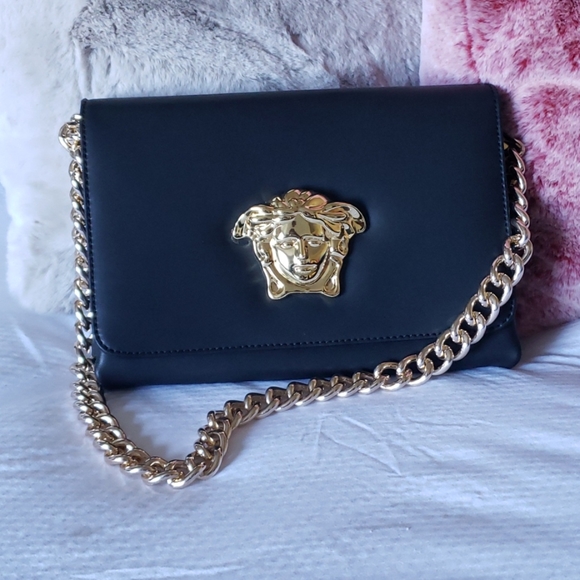 Designer Purse - Picture 5 of 7